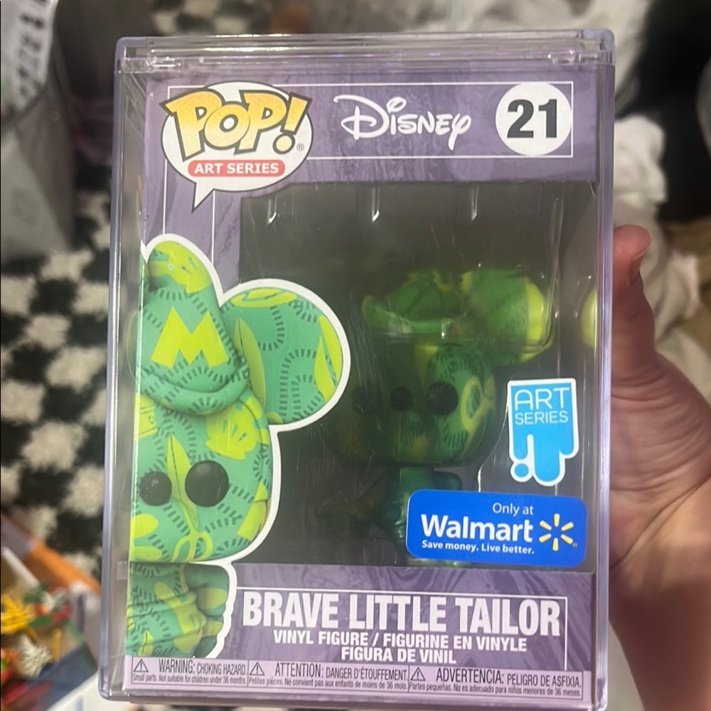Disney Art Series Brave Little Tailor Figure in Green and Yellow